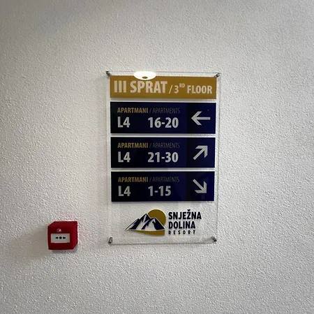 アパート Winter Fairytale, In-ski Out Posebna Ponuda! ヤホリナ